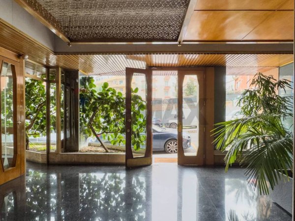 ufficio in vendita a Roma in zona Parioli