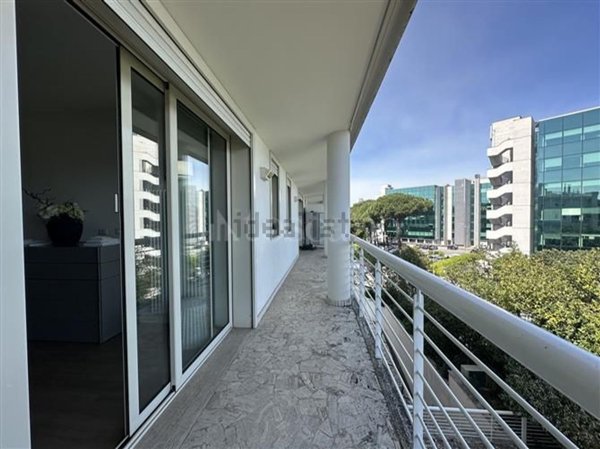 appartamento in vendita a Roma in zona Ardeatino