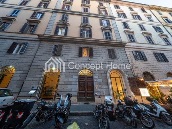 appartamento in vendita a Roma in zona Rione Monti/Campitelli