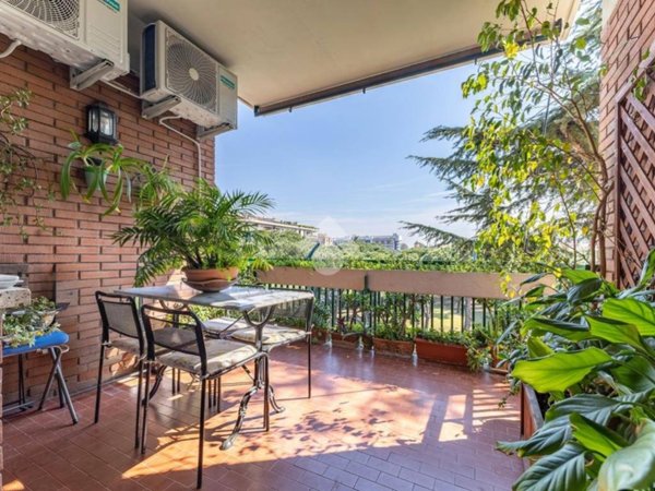 appartamento in vendita a Roma in zona Ardeatino