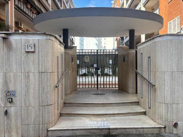 appartamento in vendita a Roma in zona Portuense