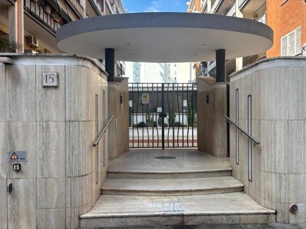 appartamento in vendita a Roma in zona Portuense