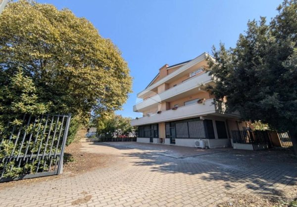 appartamento in vendita a Roma in zona Casal Morena