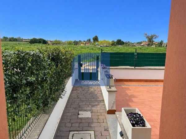 appartamento in vendita a Roma in zona Longarina