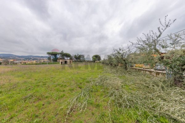 casa indipendente in vendita a Roma