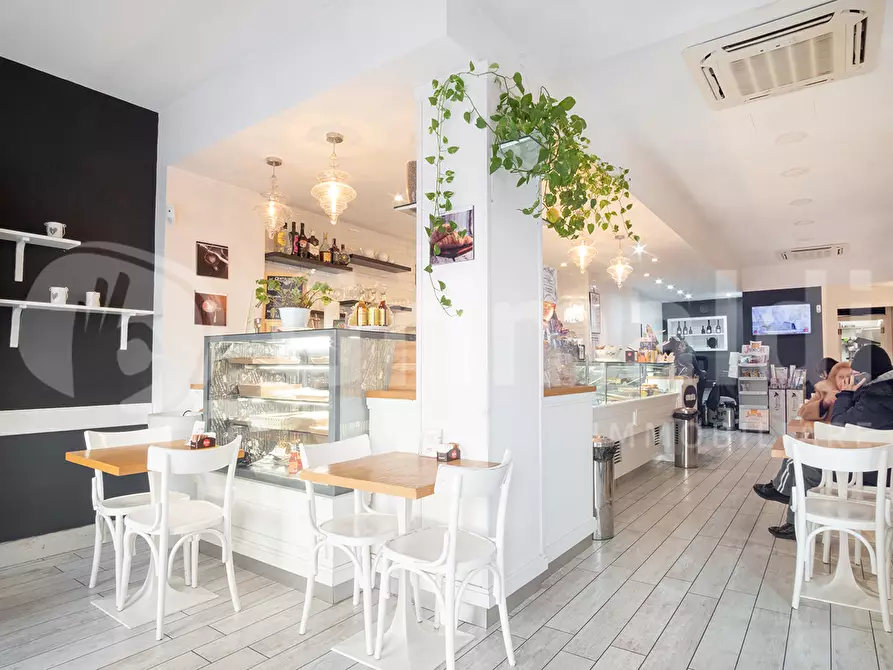 negozio in vendita a Roma in zona Aurelio