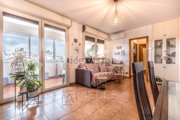 appartamento in vendita a Roma in zona Acilia