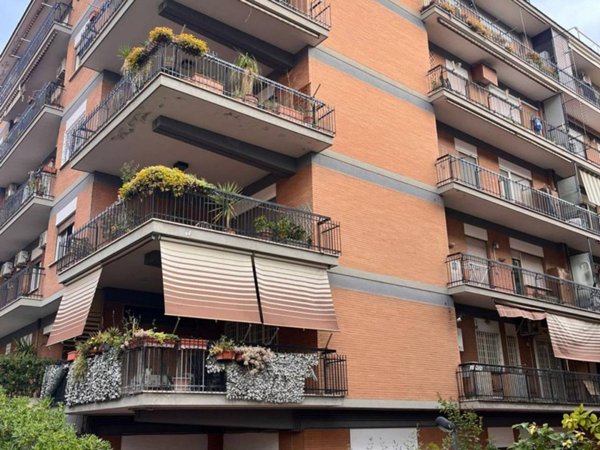 appartamento in vendita a Roma in zona Monte Sacro/Talenti