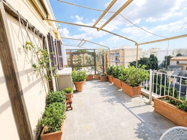 appartamento in vendita a Roma in zona Della Vittoria