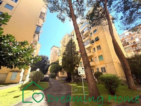 appartamento in vendita a Roma in zona Ardeatino