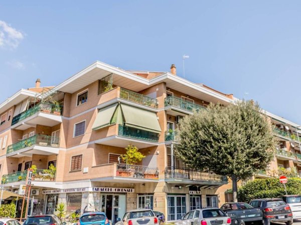 appartamento in vendita a Roma in zona Aurelio