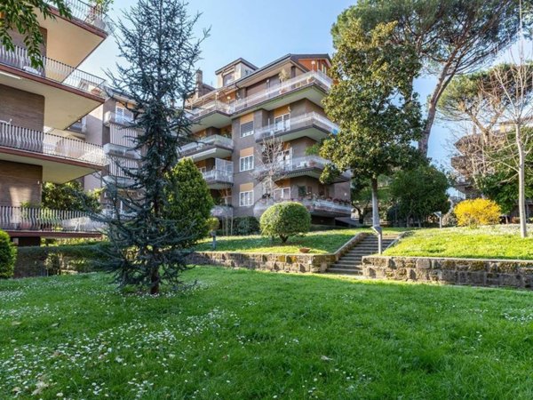 appartamento in vendita a Roma in zona Gianicolense