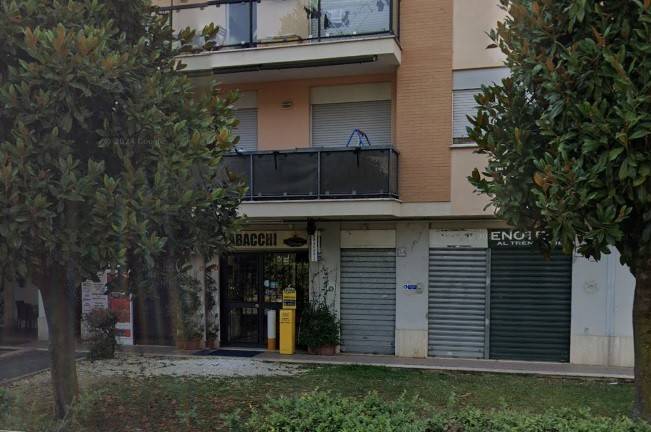 negozio in vendita a Roma in zona Labaro