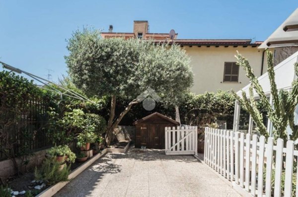 appartamento in vendita a Roma in zona Montespaccato