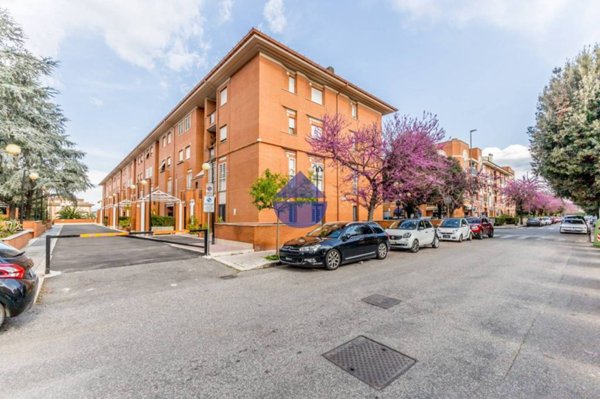 appartamento in vendita a Roma in zona Osteria del Curato