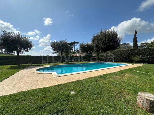 casa indipendente in vendita a Roma in zona La Giustiniana