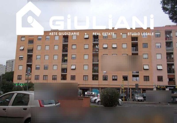 appartamento in vendita a Roma in zona Tor Bella Monaca