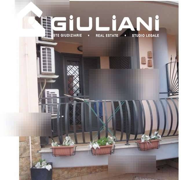 appartamento in vendita a Roma in zona Borghesiana