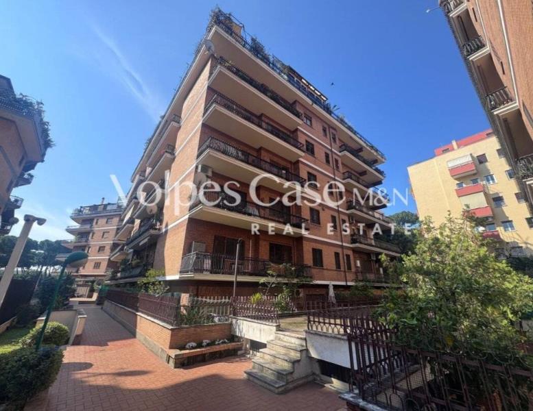appartamento in vendita a Roma in zona Monte Sacro/Talenti