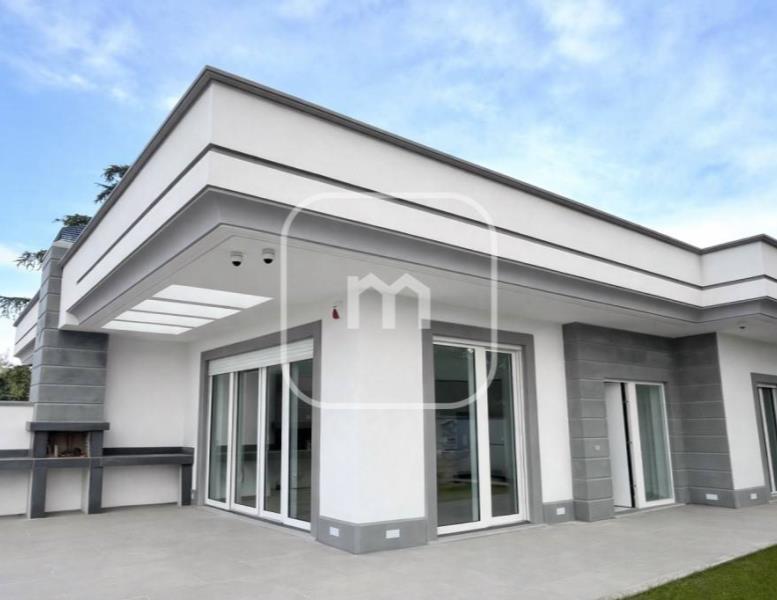 casa indipendente in vendita a Roma in zona Finocchio
