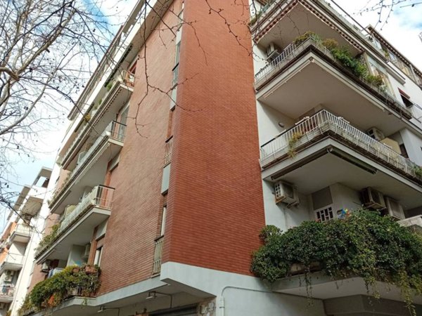 appartamento in vendita a Roma in zona Ostia