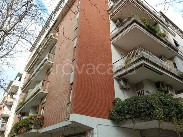 appartamento in vendita a Roma in zona Ostia