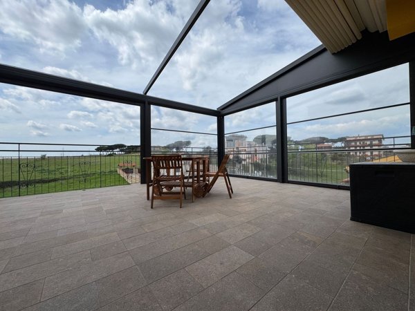 appartamento in vendita a Roma in zona Casal Monastero