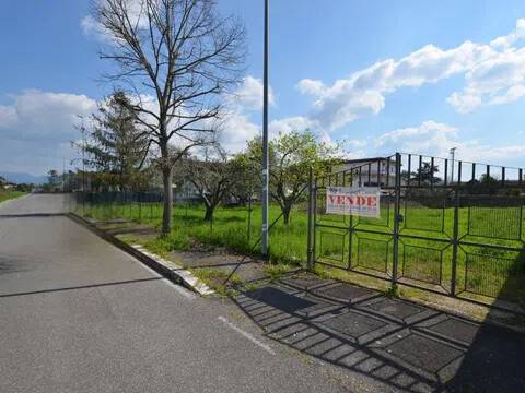 terreno in vendita a Roma in zona Finocchio