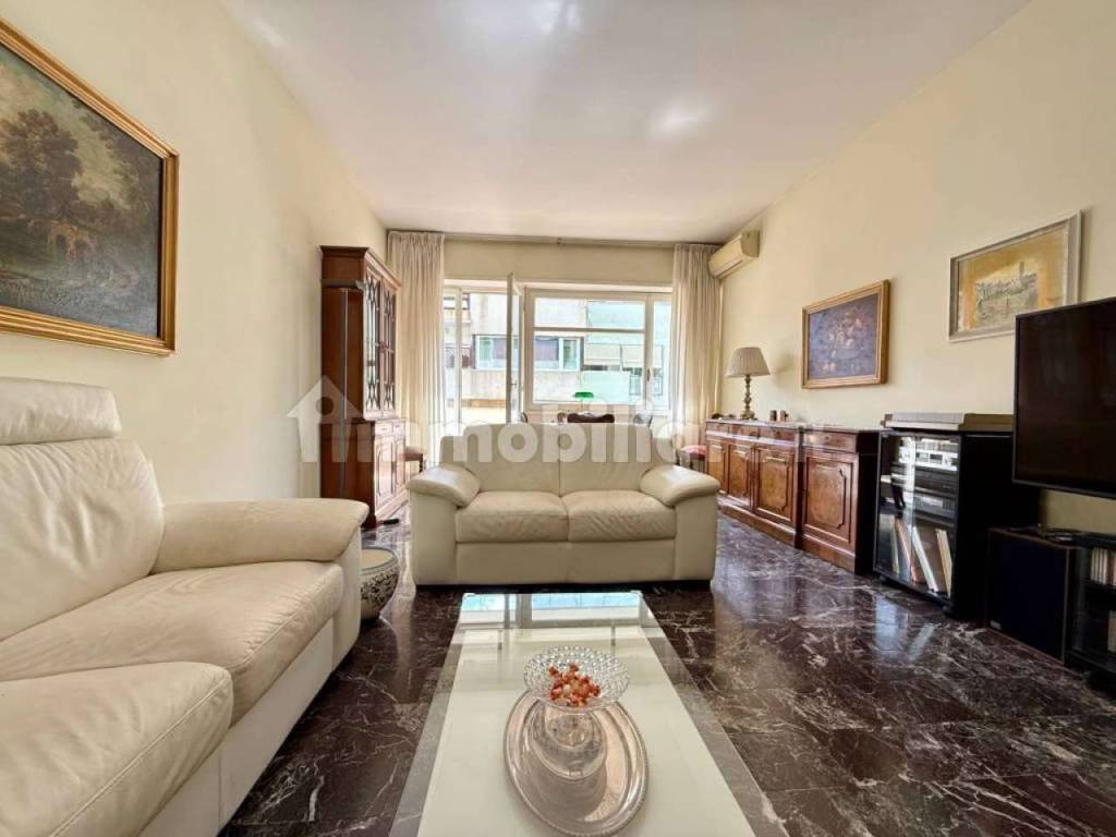 appartamento in vendita a Roma in zona Tor di Quinto