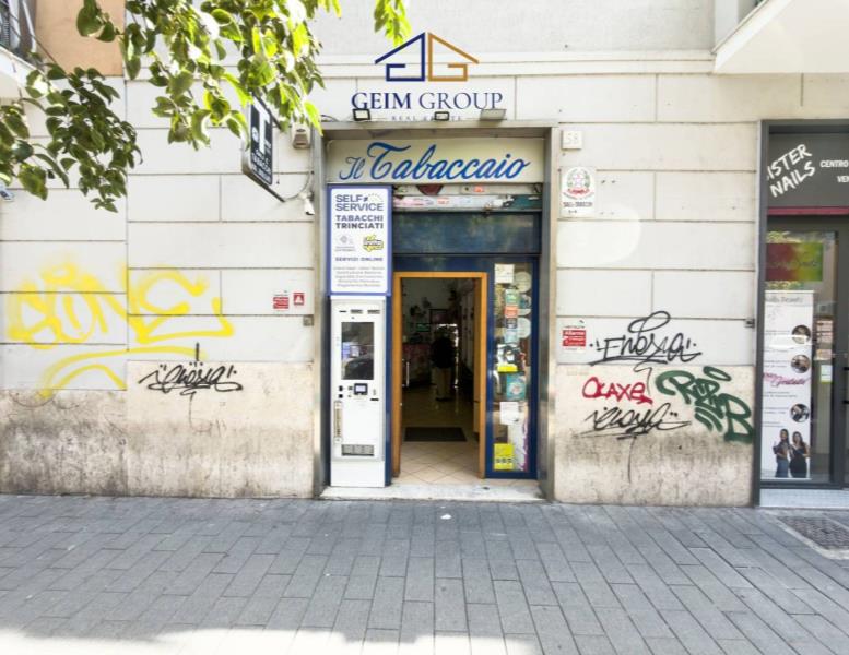 negozio in vendita a Roma in zona Rione Borgo