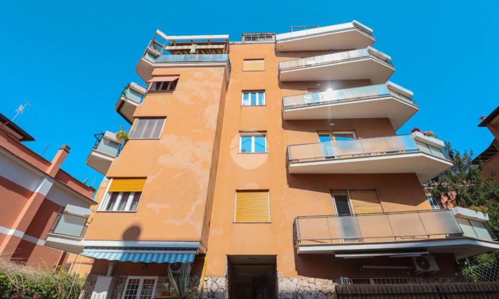 appartamento in vendita a Roma in zona Gianicolense