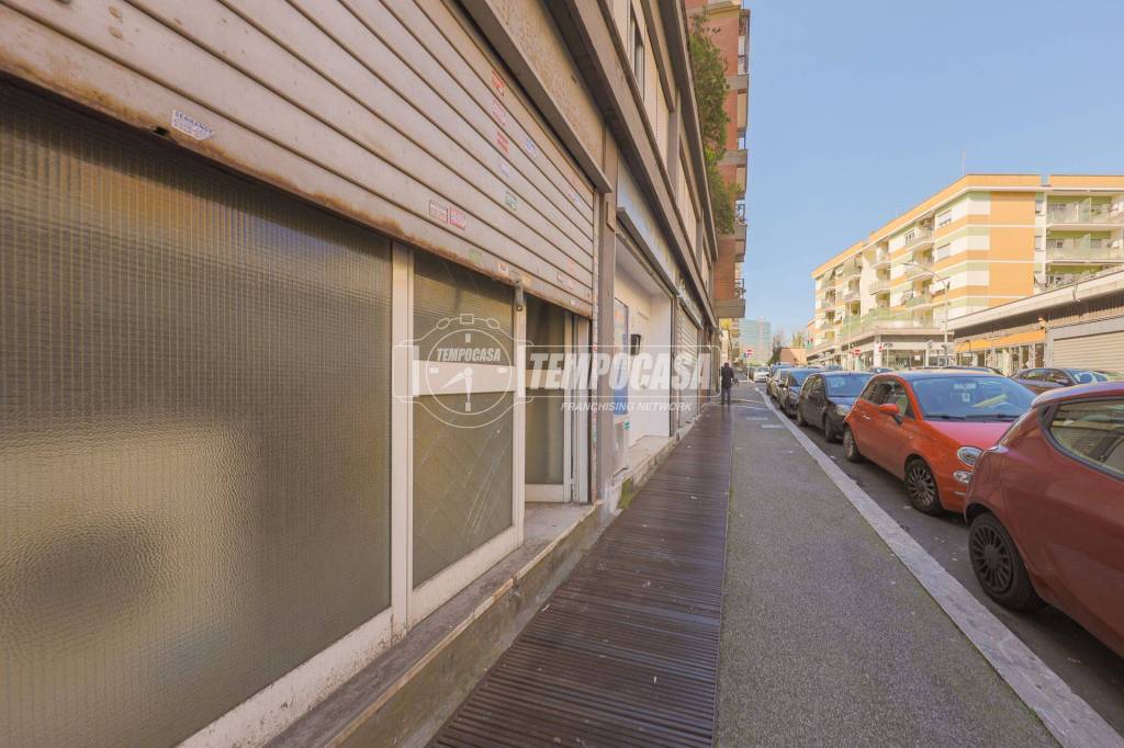 negozio in vendita a Roma in zona Pietralata