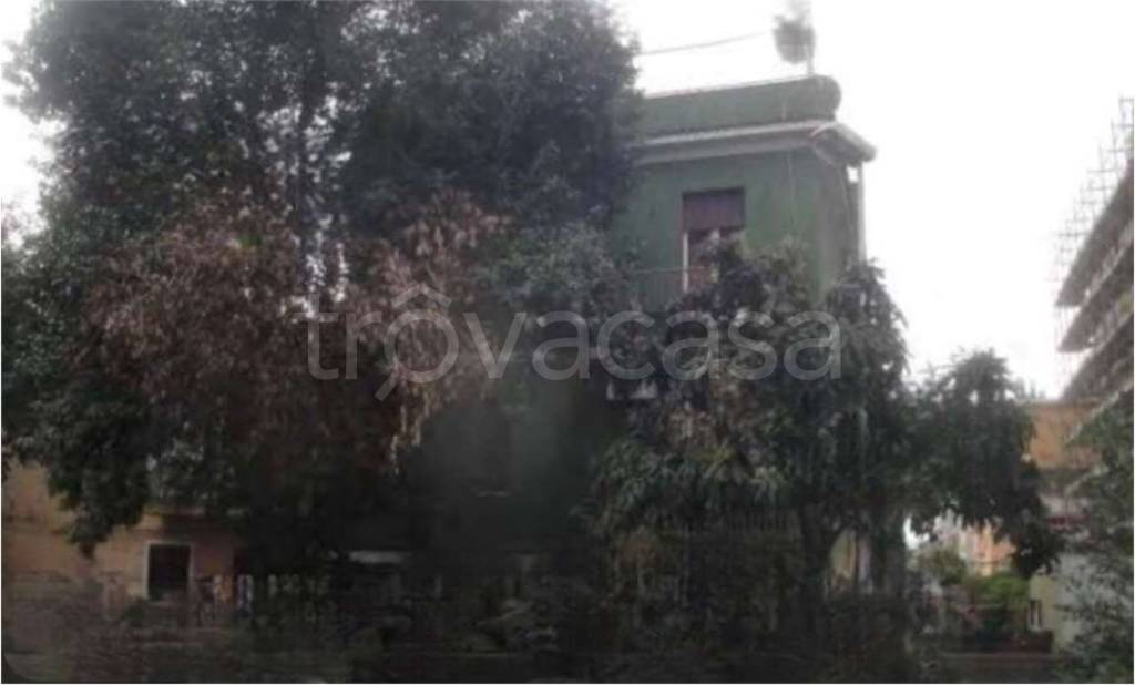 appartamento in vendita a Roma in zona Prenestino-Centocelle