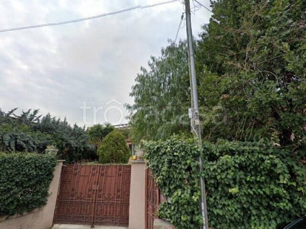 appartamento in vendita a Roma in zona Casal Morena