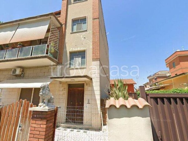 negozio in vendita a Roma in zona Trionfale