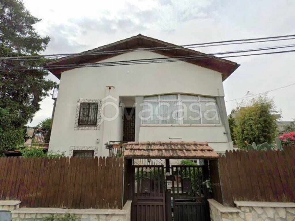 casa indipendente in vendita a Roma in zona Lunghezza