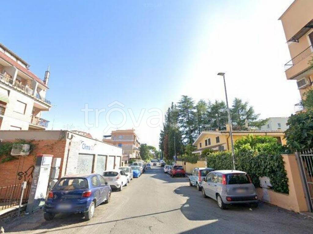 appartamento in vendita a Roma in zona La Pisana