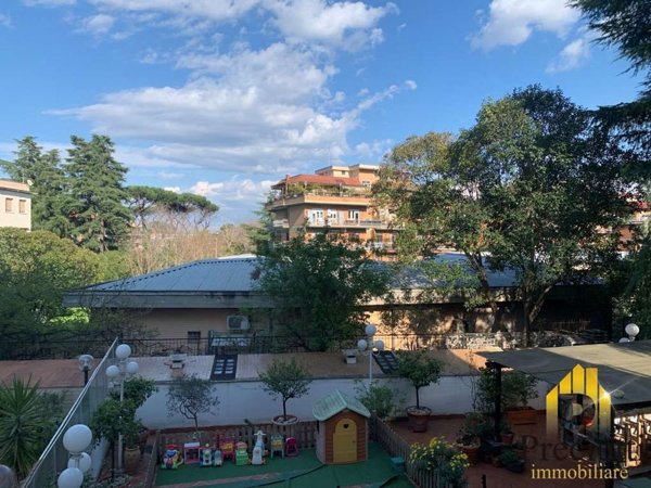 appartamento in vendita a Roma in zona Tuscolano