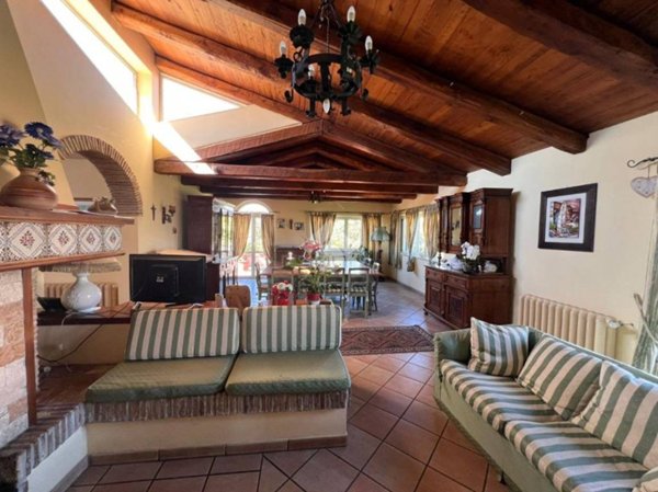 casa indipendente in vendita a Roma in zona Rione Borgo