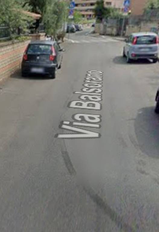 appartamento in vendita a Roma in zona Lunghezza