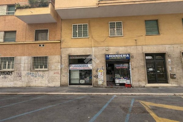 negozio in vendita a Roma