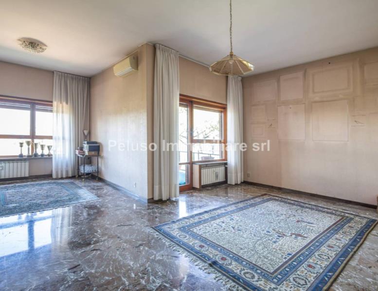 appartamento in vendita a Roma in zona Giuliano Dalmata