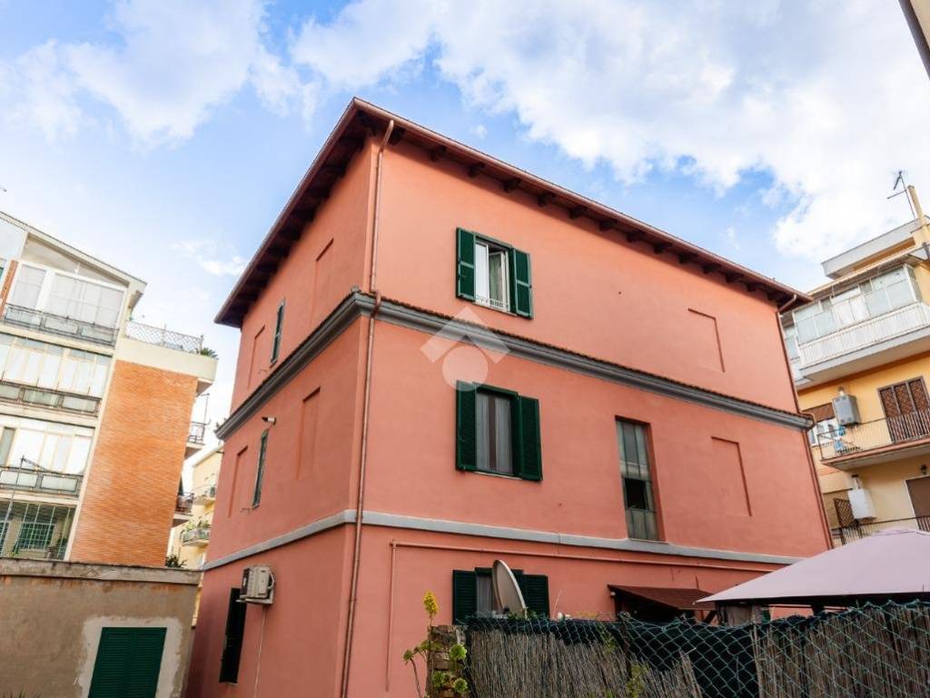 appartamento in vendita a Roma in zona Primavalle
