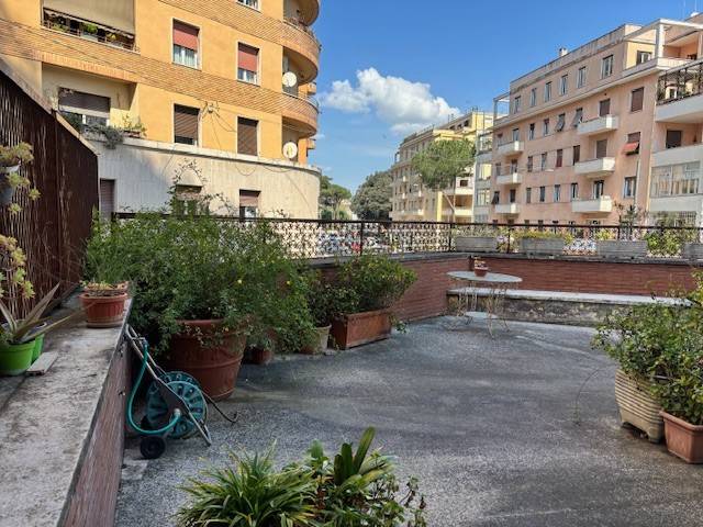 appartamento in vendita a Roma in zona Flaminio