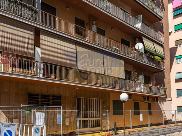 appartamento in vendita a Roma in zona Don Bosco