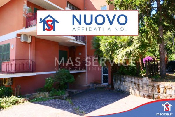 appartamento in vendita a Roma in zona Mostacciano