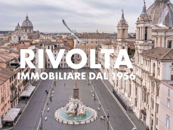 appartamento in vendita a Roma in zona Parione/Sant'Eustachio