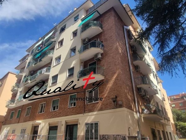 appartamento in vendita a Roma in zona Appio Latino