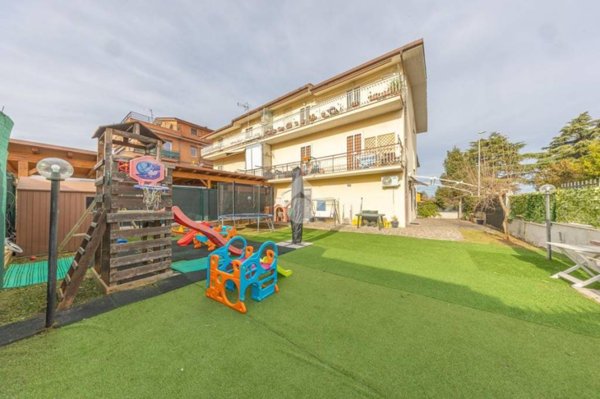 appartamento in vendita a Roma in zona Castelverde