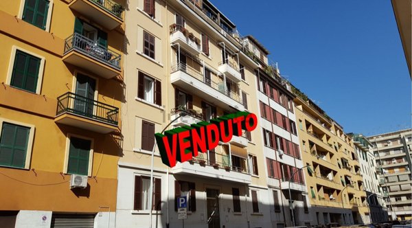 appartamento in vendita a Roma in zona Appio Latino
